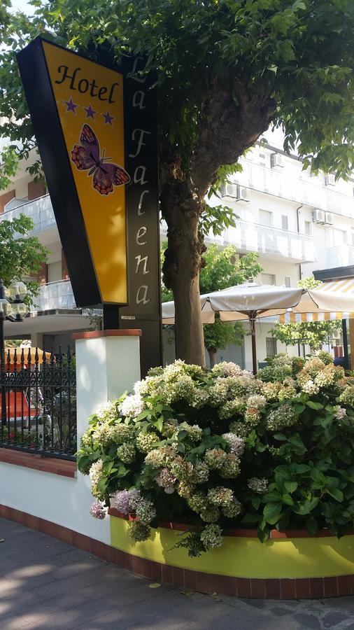 Hotel La Falena Червия Экстерьер фото