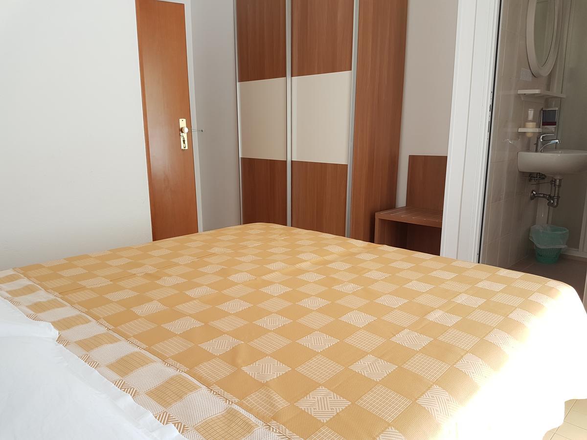 Hotel La Falena Червия Экстерьер фото